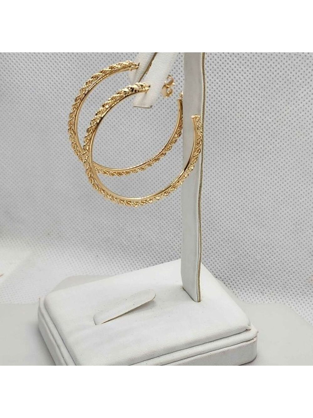 Brand New Brazilian 18k Gold Filled Twist Design Hoops Earrings - Picture 2 of 4